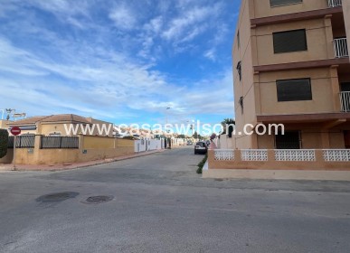 Sale - Apartment - Torrevieja - Zona Los Frutales