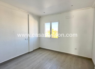 Venta - Adosado - Torrevieja - La Mata