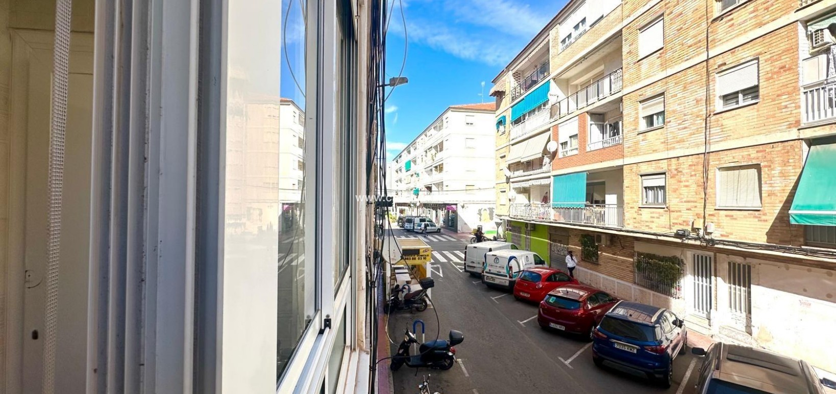 Sale - Appartement - Torrevieja - Estacion De Autobuses