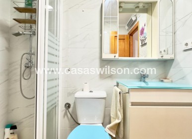 Sale - Apartment - Torrevieja - Centro