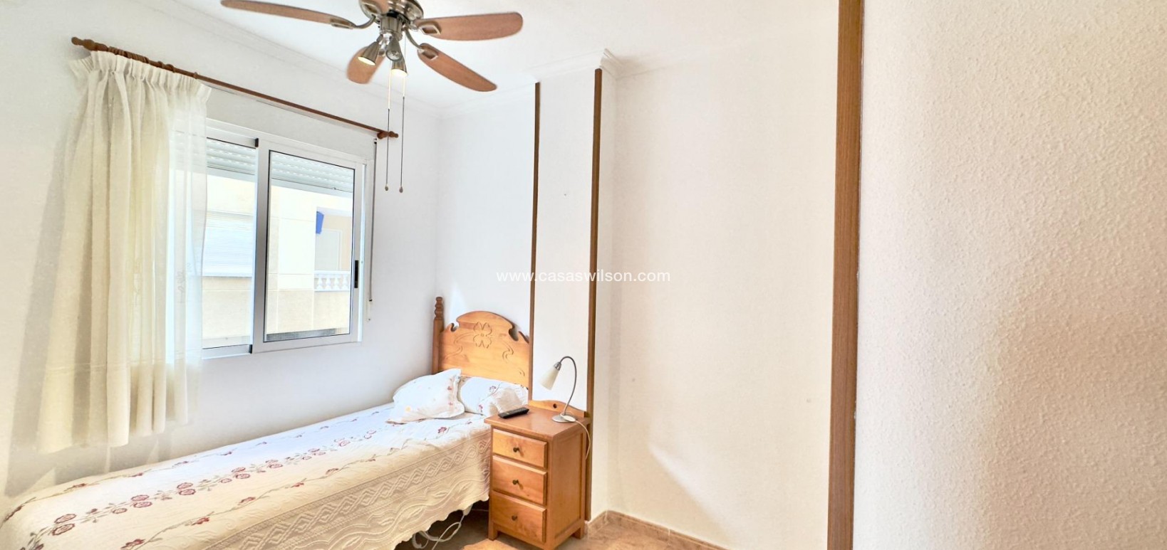 Sale - Apartment - Torrevieja - Centro