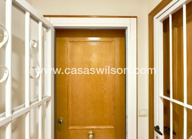 Sale - Apartment - Torrevieja - Centro