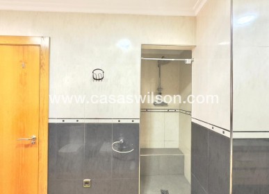 Venta - Apartamento - Torrevieja - Centro