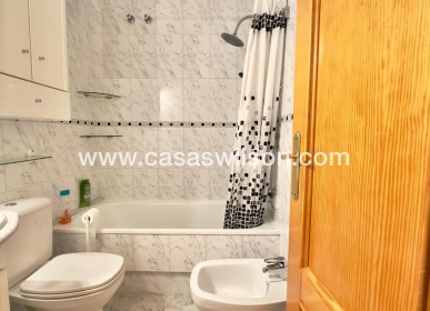 Sale - Apartment - Torrevieja - La Mata pueblo
