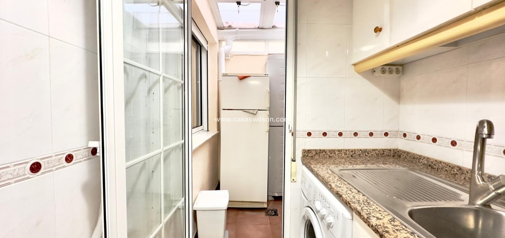 Sale - Apartment - Torrevieja - La Mata pueblo