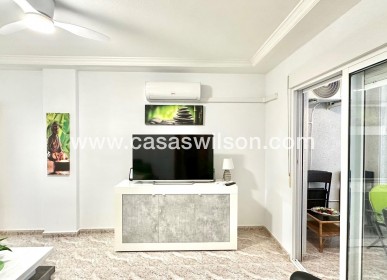 Sale - Apartment - Torrevieja - Centro