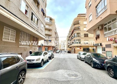 Sale - Apartment - Torrevieja - Centro