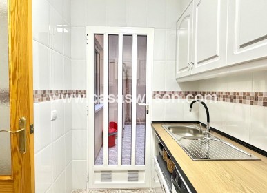 Sale - Apartment - Torrevieja - Centro