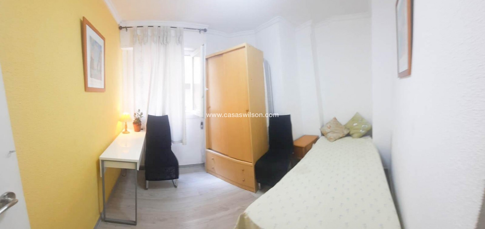 Sale - Apartment - Torrevieja - Centro