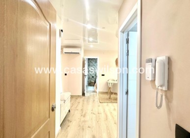 Venta - Apartamento - Torrevieja - Centro