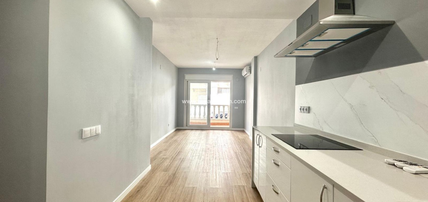 Sale - Appartement - Torrevieja - La Mata pueblo