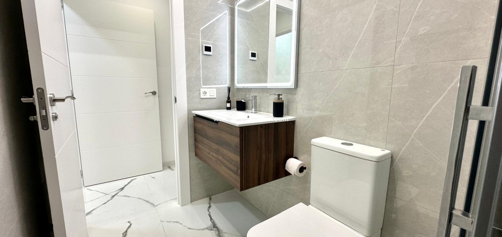 Venta - Apartamento - Torrevieja - Playa del Cura