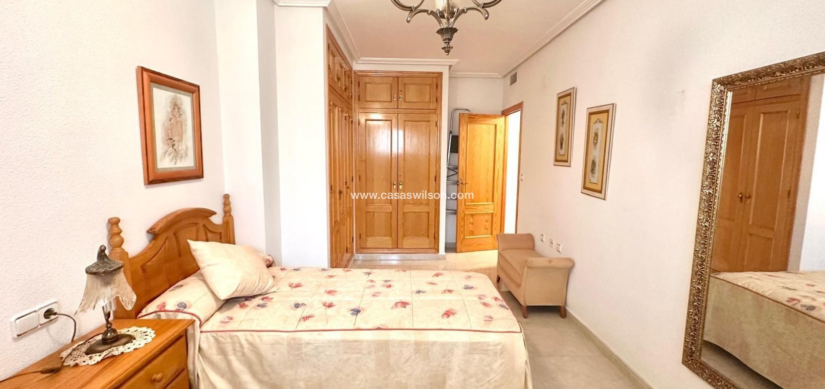 Sale - Apartment - Torrevieja - Centro