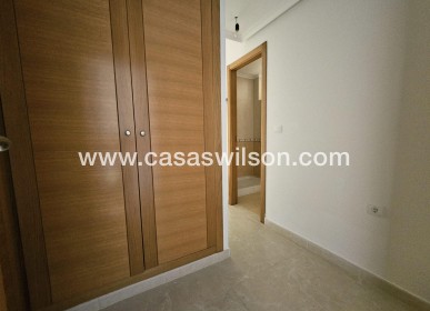 Sale - Appartement - Torrevieja