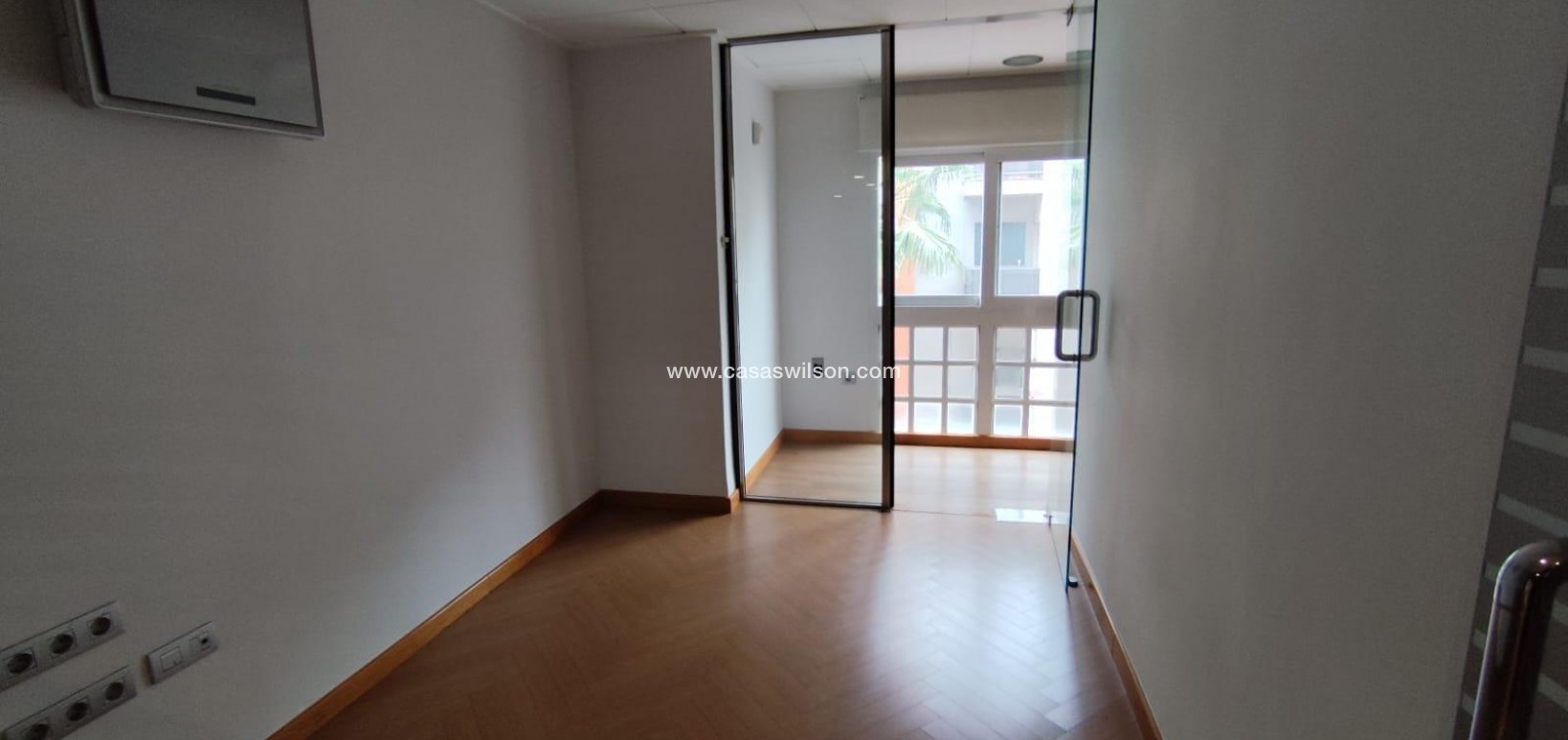 Sale - Apartment - Torrevieja - Puerto