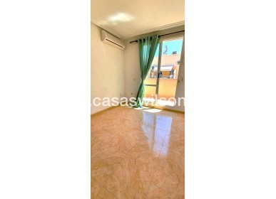 Venta - Apartamento - Torrevieja - Playa de los Locos