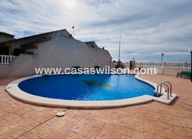 Venta - Adosado - Daya Nueva