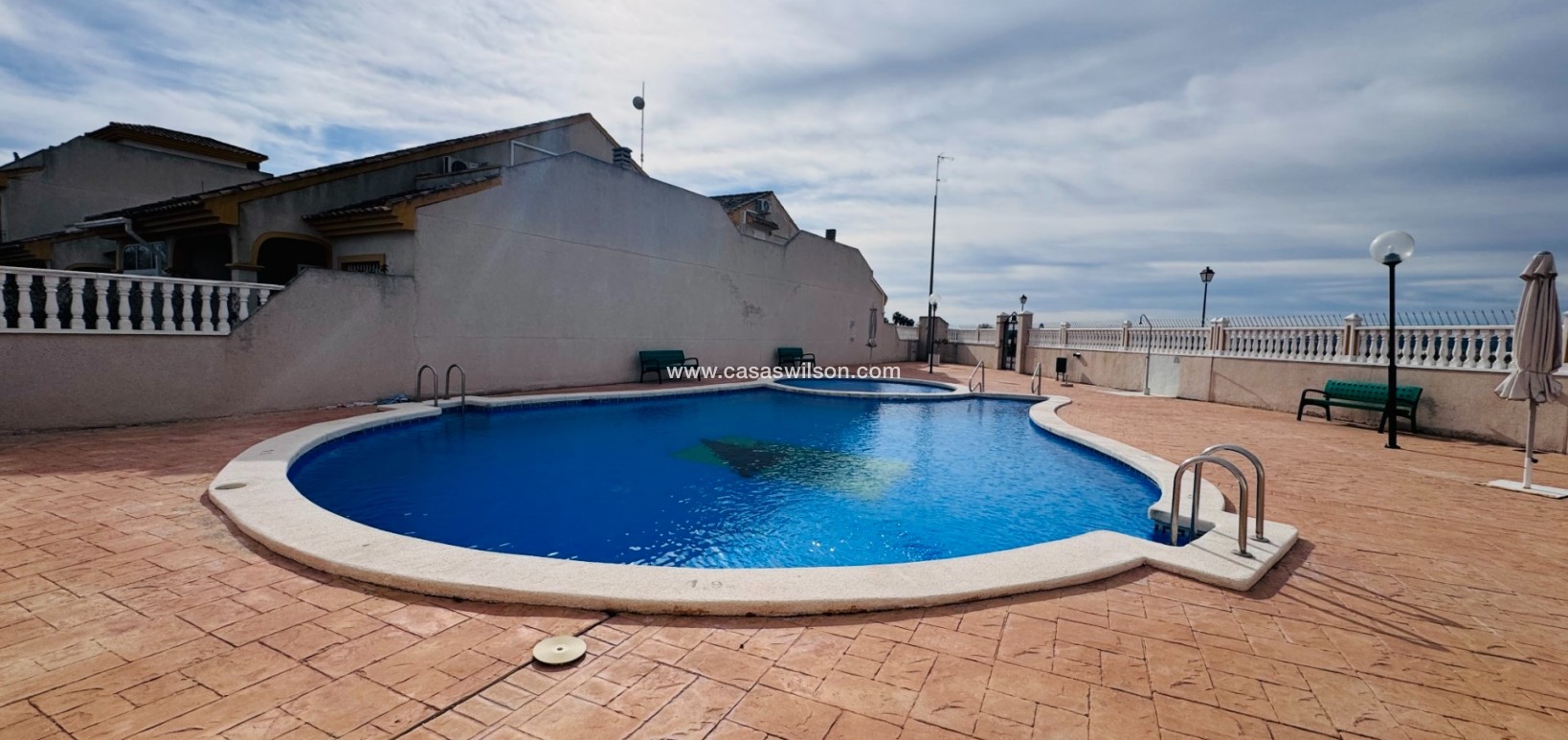 Venta - Adosado - Daya Nueva