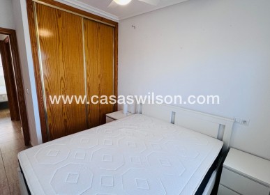 Venta - Adosado - Daya Nueva