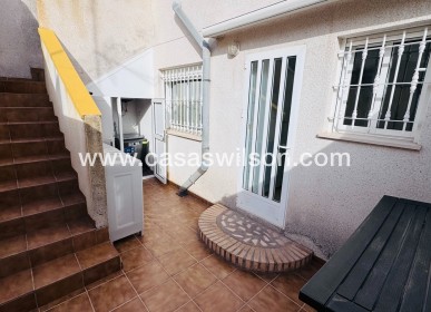 Venta - Adosado - Daya Nueva