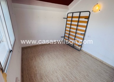 Venta - Adosado - Daya Nueva