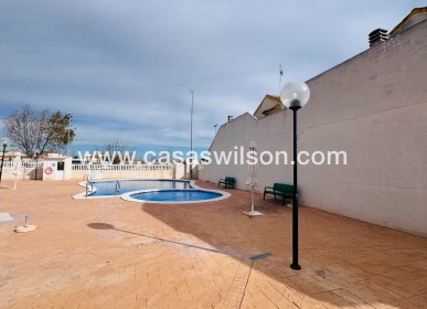 Venta - Adosado - Daya Nueva