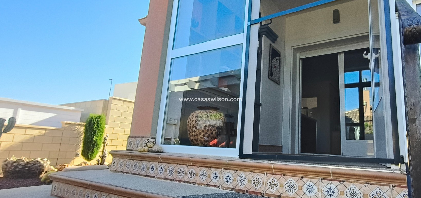 Venta - Chalet - La Romana - Inland