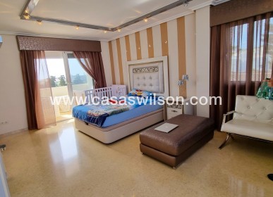 Venta - Chalet - Torrevieja - La Mata