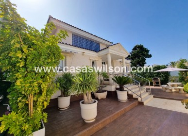 Venta - Chalet - Torrevieja - La Mata