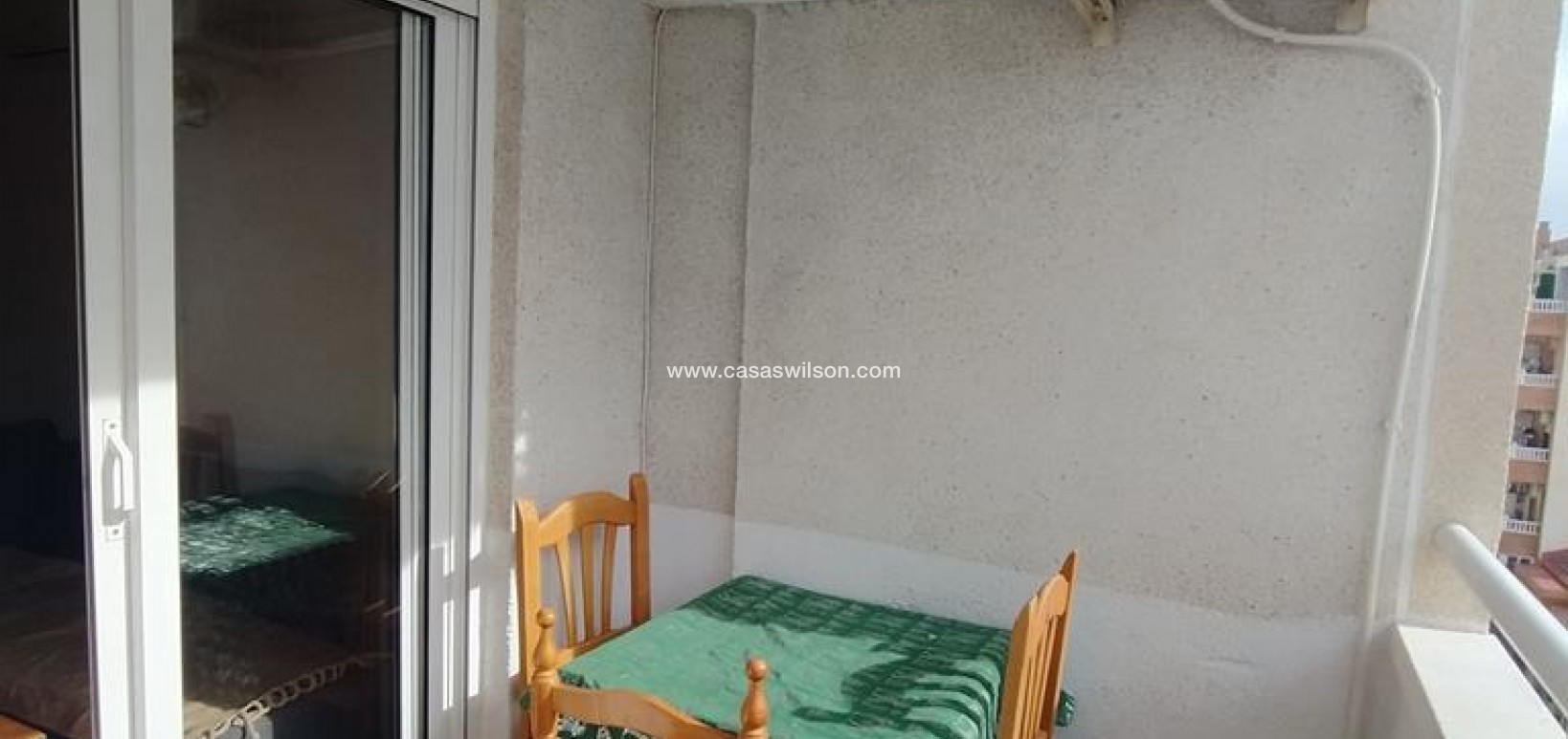 Sale - Apartment - Torrevieja - CASCO URBANO