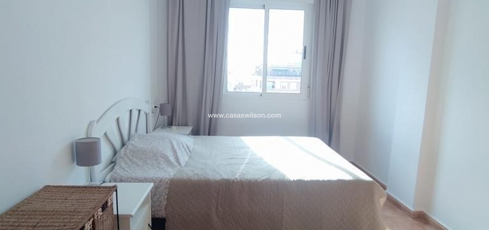 Sale - Apartment - Torrevieja - CASCO URBANO