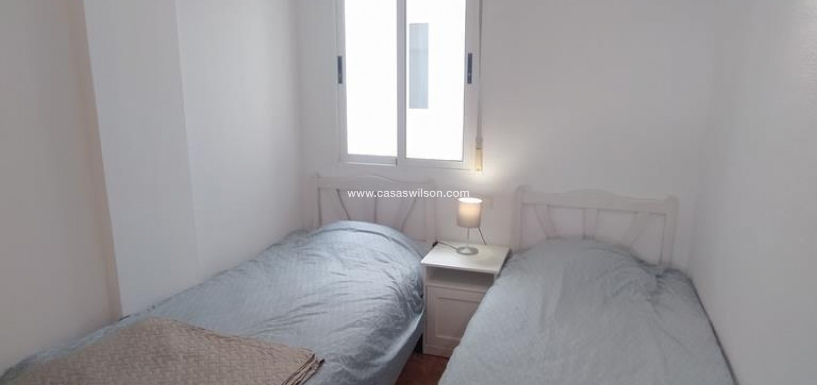 Sale - Apartment - Torrevieja - CASCO URBANO
