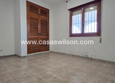 Venta - Chalet - Torrevieja - El Chaparal