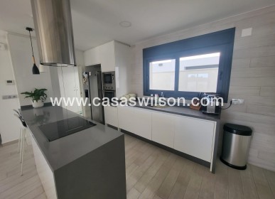 Sale - Townhouse - Daya Vieja