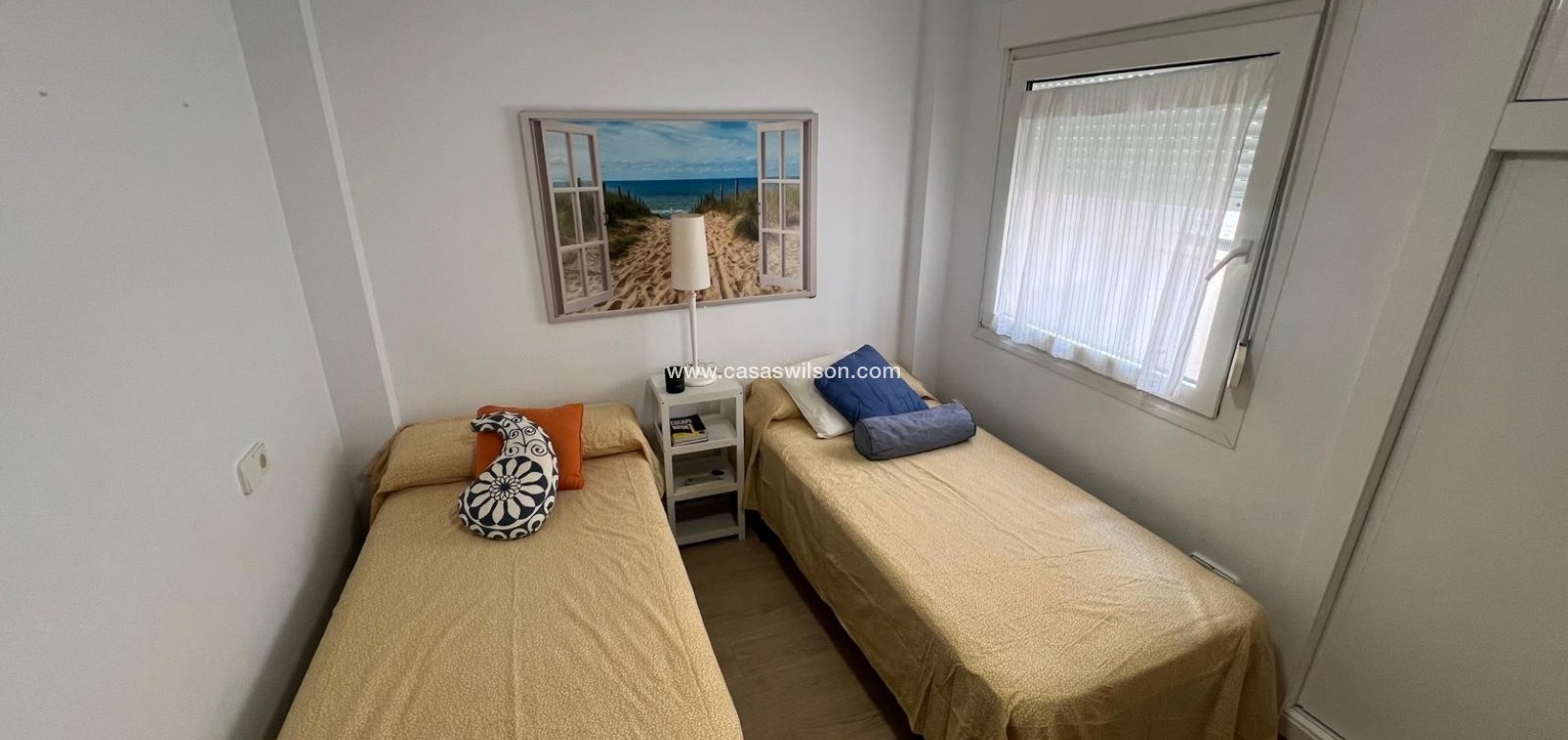 Sale - Apartment - Torrevieja - La Mata pueblo