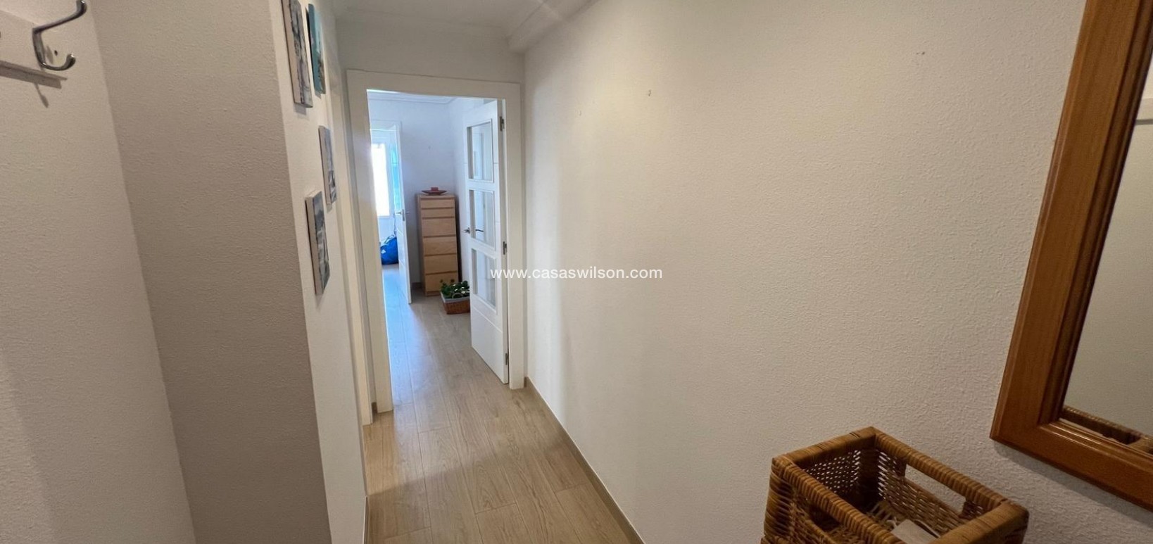 Sale - Apartment - Torrevieja - La Mata pueblo