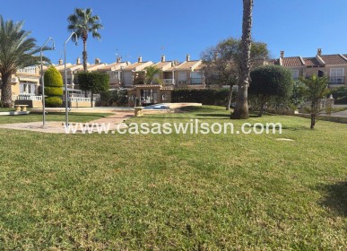 Sale - Townhouse - Torrevieja - Aguas Nuevas