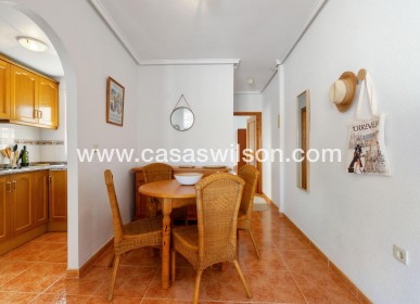 Sale - Apartment - Torrevieja - Centro