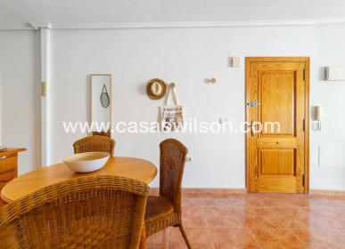Sale - Apartment - Torrevieja - Centro