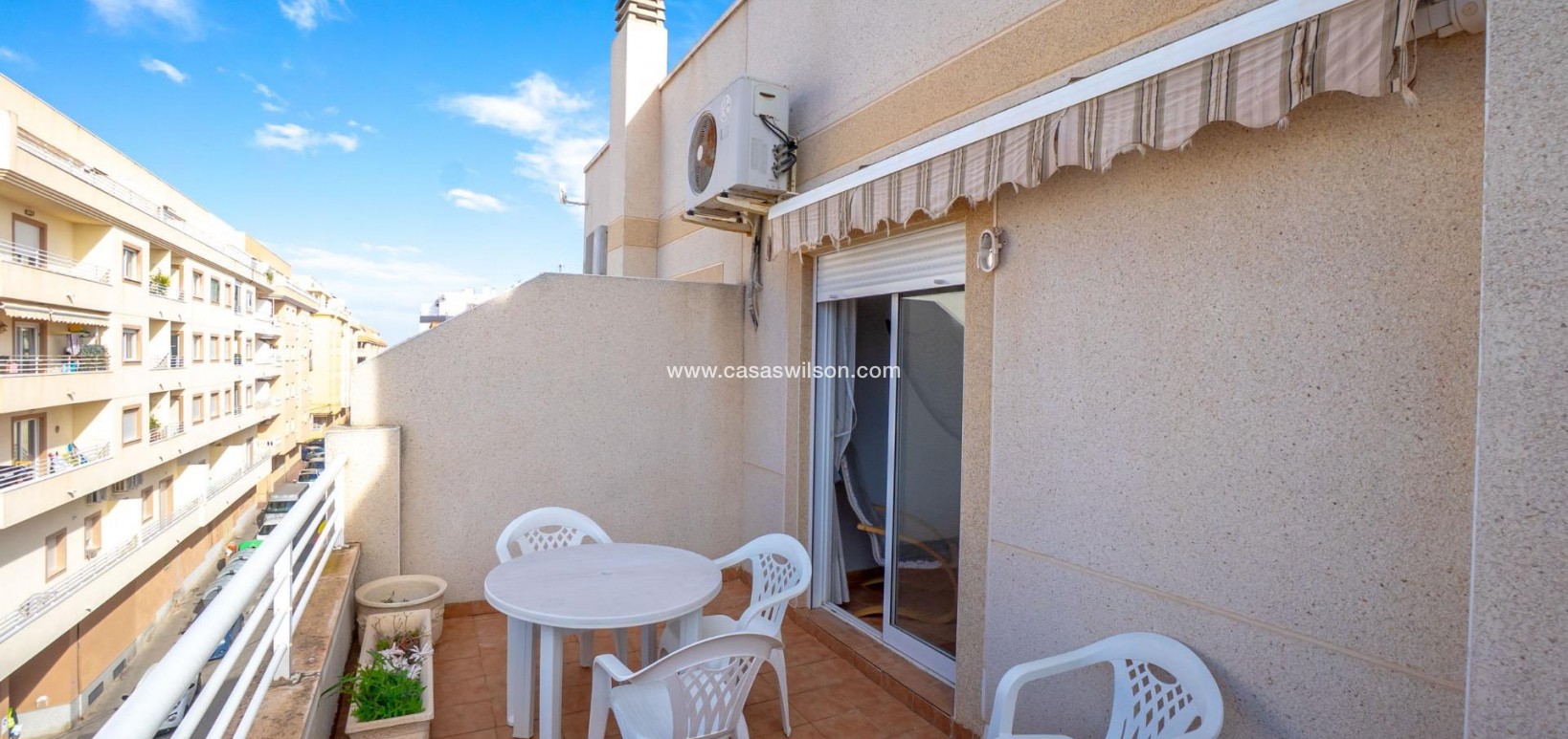 Sale - Apartment - Torrevieja - Centro