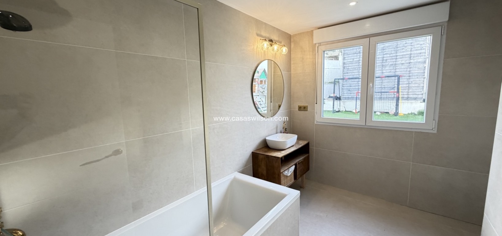 Venta - Chalet - Villamartin - Villamartín