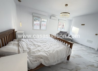 Venta - Chalet - Villamartin - Villamartín