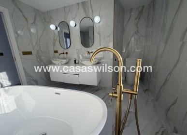 Venta - Chalet - Villamartin - Villamartín