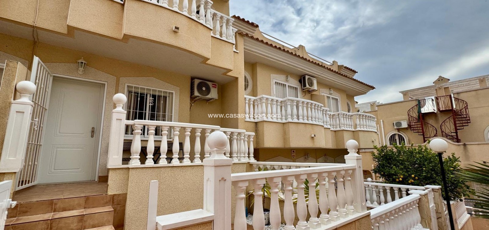 Sale - Apartment - Villamartin - Costa Blanca