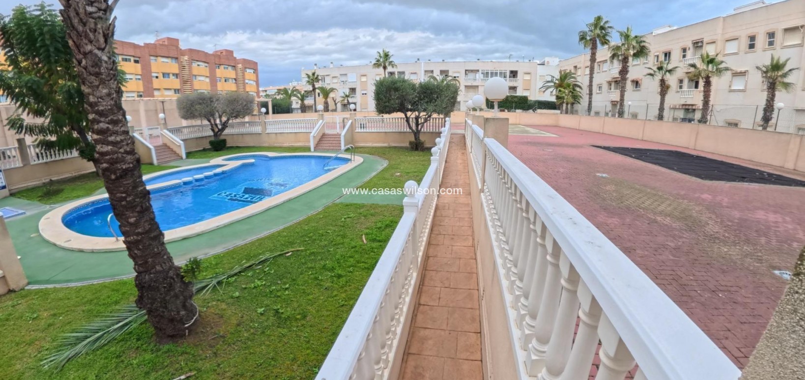 Sale - Apartment - Torrevieja - Centro