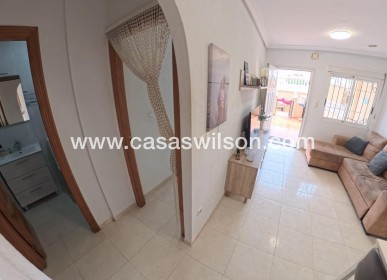Sale - Apartment - Torrevieja - Centro
