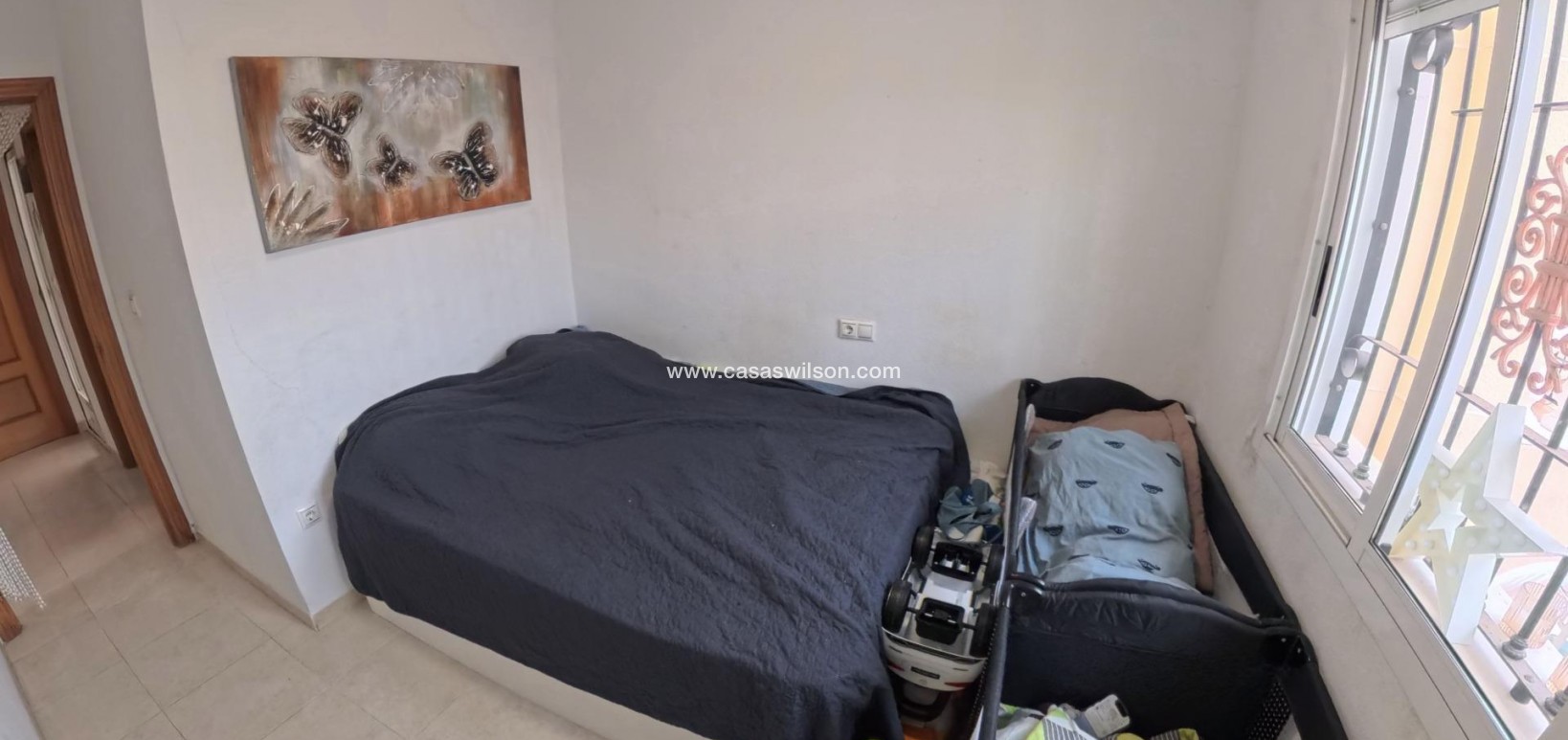 Sale - Apartment - Torrevieja - Centro