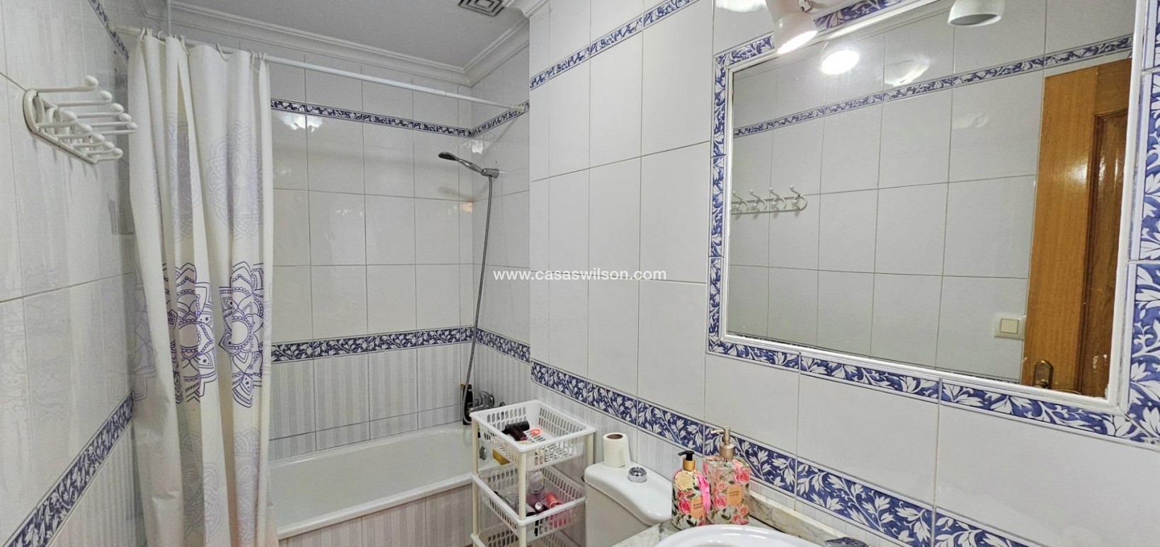 Sale - Appartement - Torrevieja