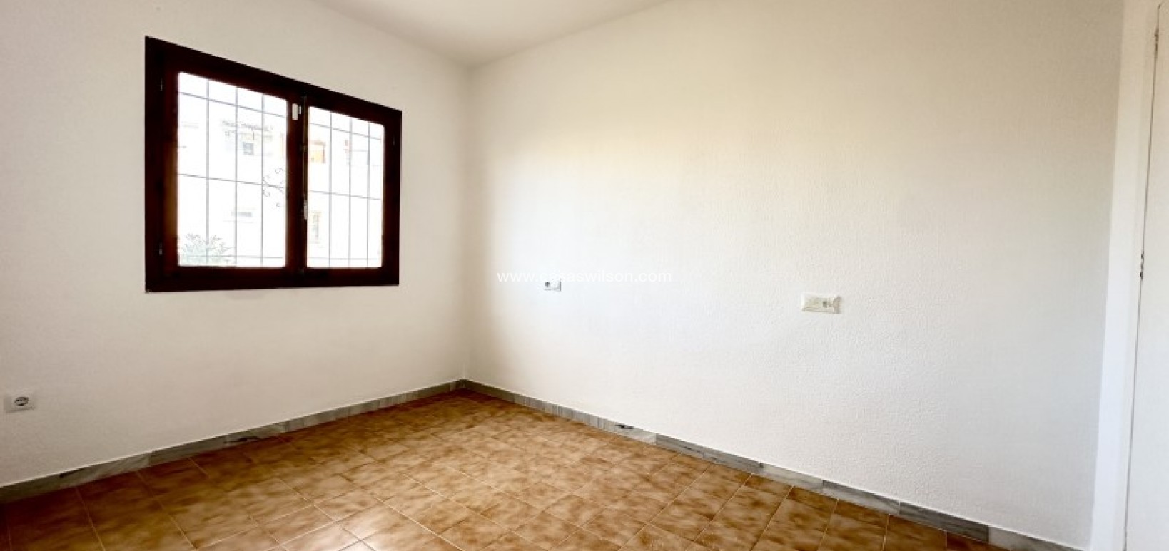 Sale - Townhouse - Torrevieja - Costa Blanca