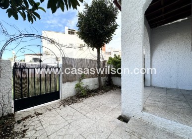 Sale - Townhouse - Torrevieja - Costa Blanca